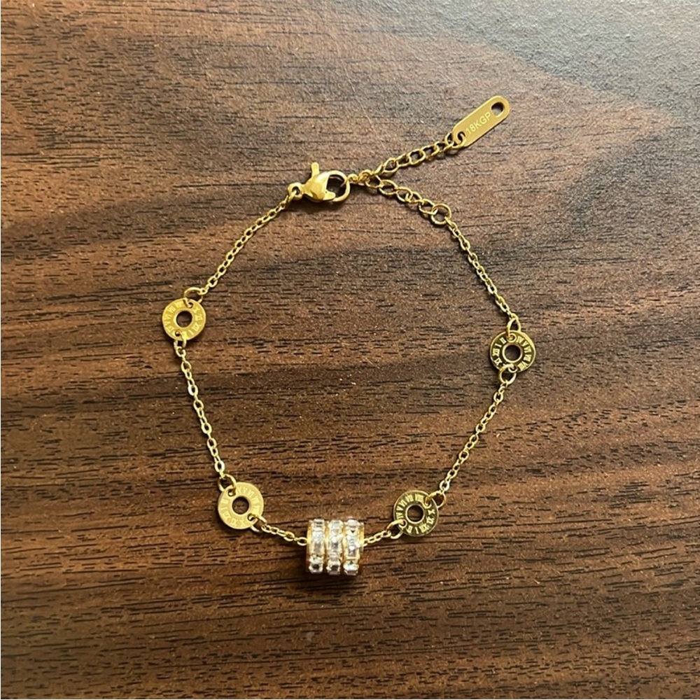 18k Gold plated stainless steel Roman numeral bracelet with stones NIP - Picture 3 of 3